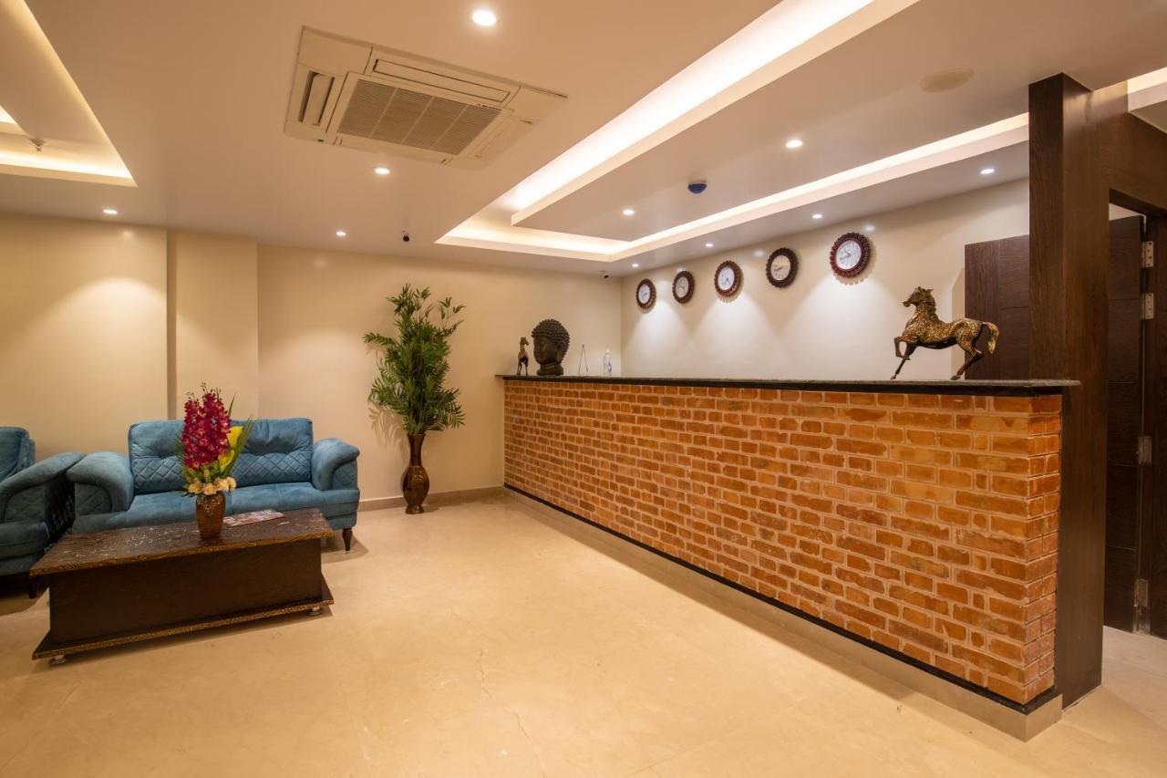 Hotel Palm International Butwal Luaran gambar