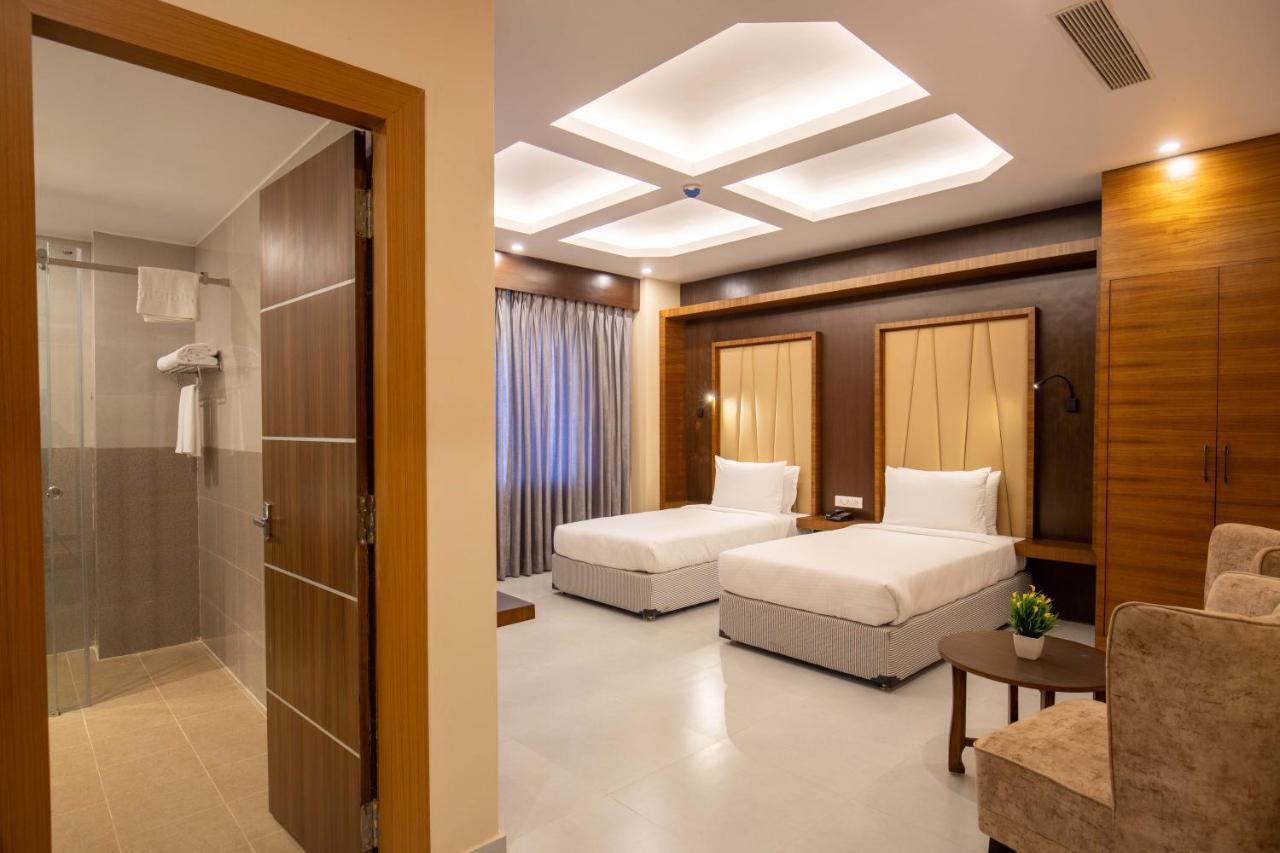 Hotel Palm International Butwal Luaran gambar