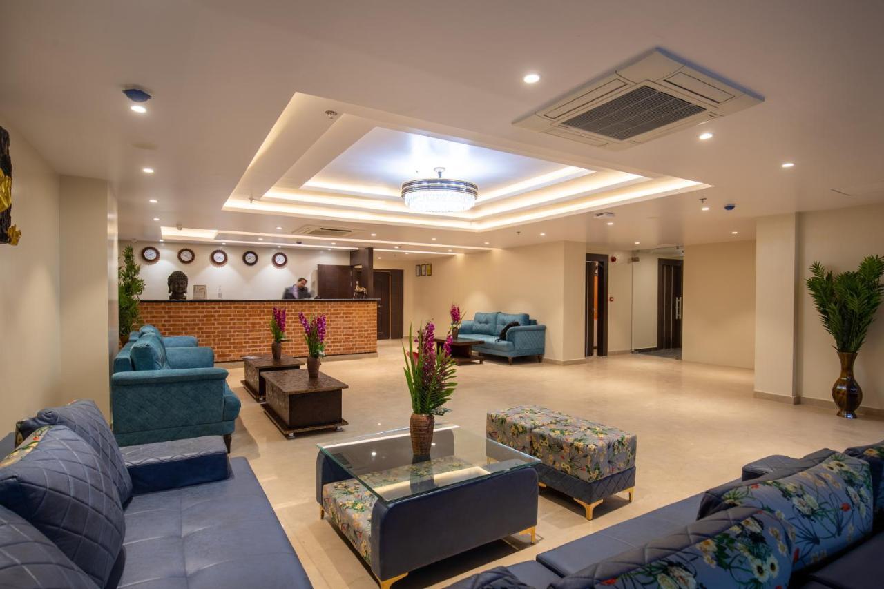Hotel Palm International Butwal Luaran gambar
