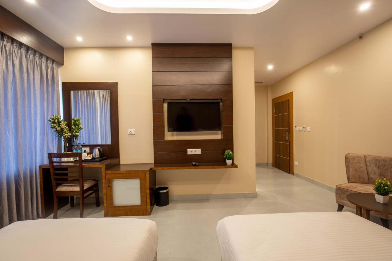 Hotel Palm International Butwal Luaran gambar