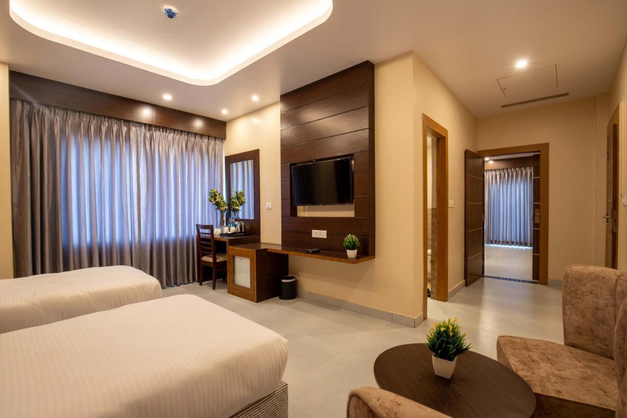 Hotel Palm International Butwal Luaran gambar