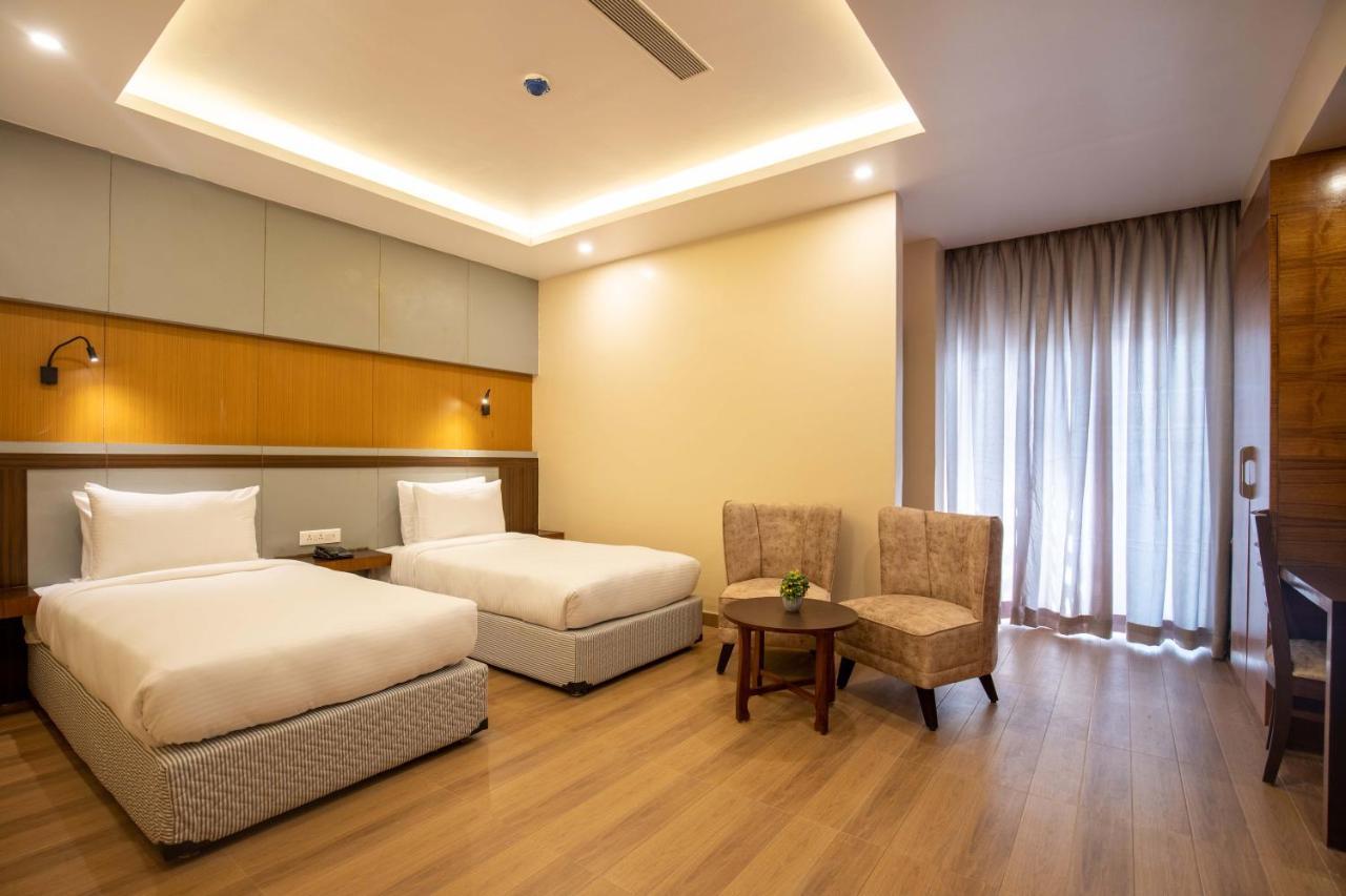 Hotel Palm International Butwal Luaran gambar