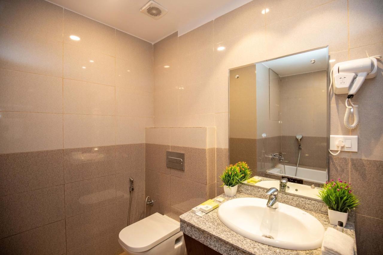 Hotel Palm International Butwal Luaran gambar