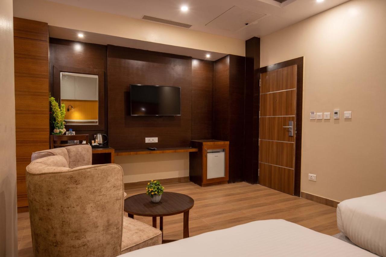 Hotel Palm International Butwal Luaran gambar
