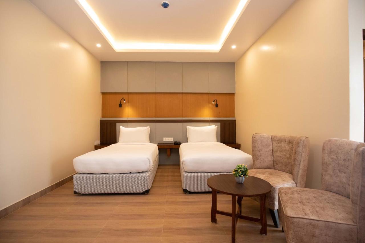 Hotel Palm International Butwal Luaran gambar