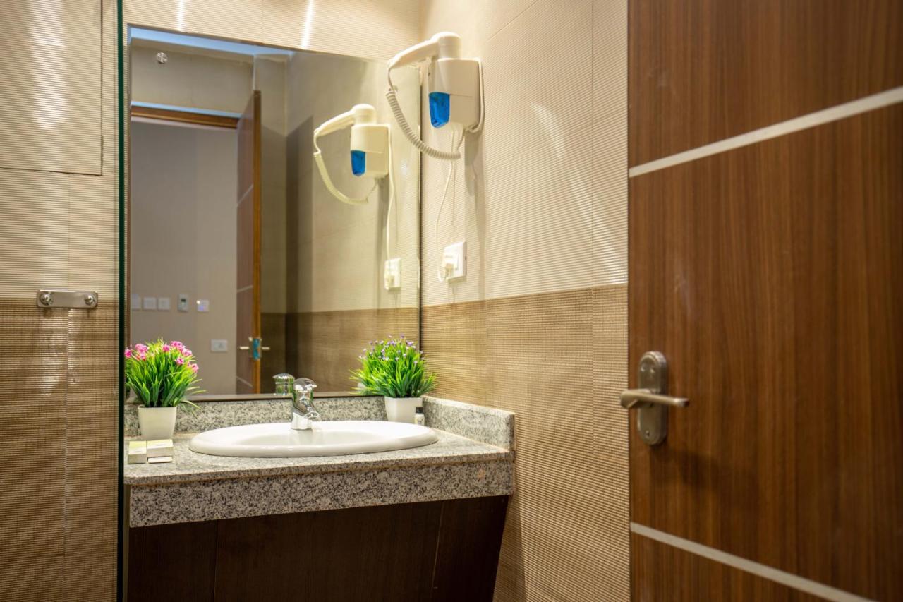 Hotel Palm International Butwal Luaran gambar