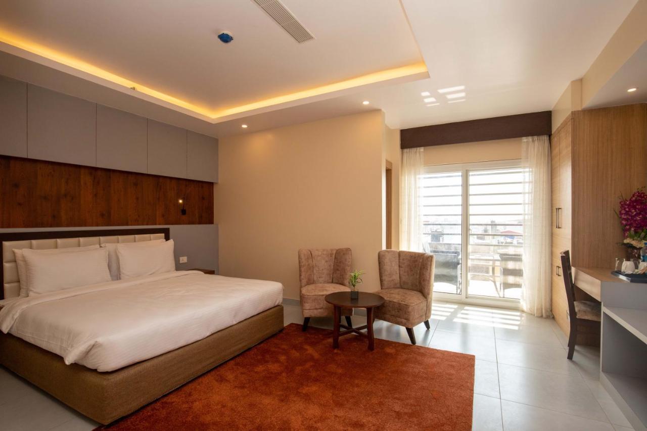 Hotel Palm International Butwal Luaran gambar